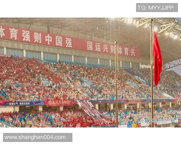 3号球员在足球场上的精彩表现引发球迷热议与期待